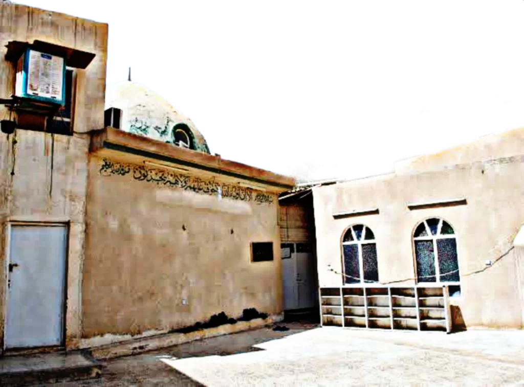 Side angle view of Imam-e-Hanbal png