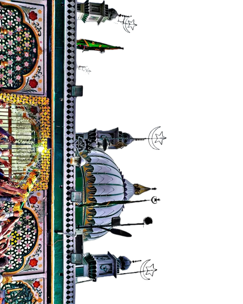 long view of dargah e Makhdoom Alauddin Ali Ahmed Sabir