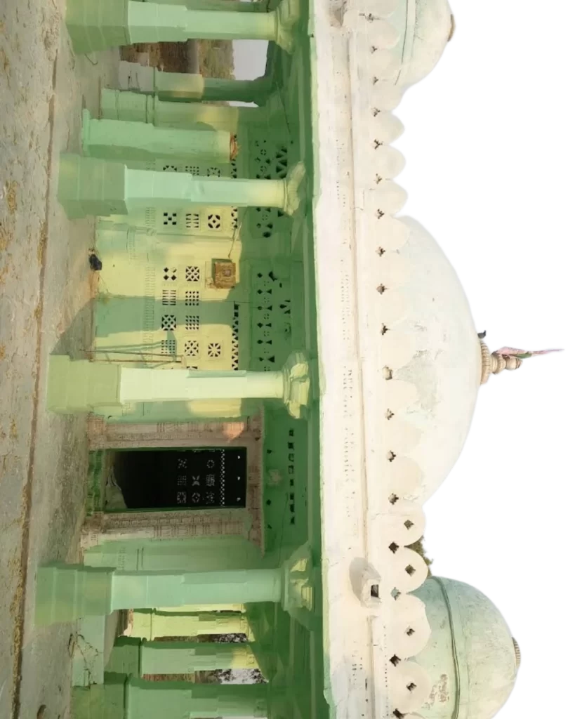 under construction time Hazrat Makhdum Saiyad Hussain khung sawar Dargah