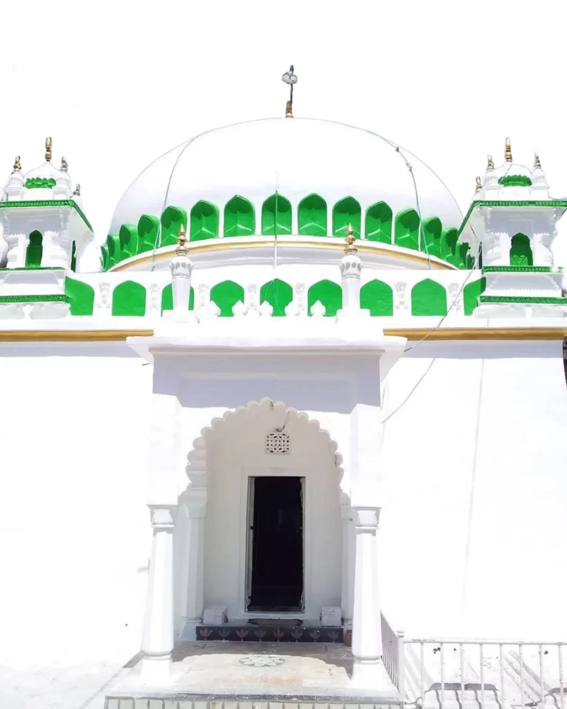 Front View of dargah free png